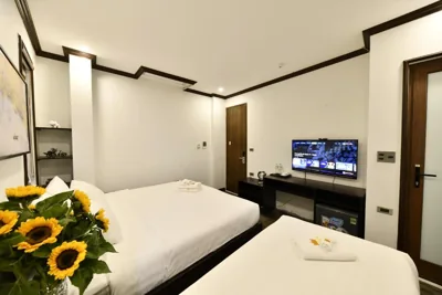 Standard Twin Room — Kingdom Hanoi Hotel